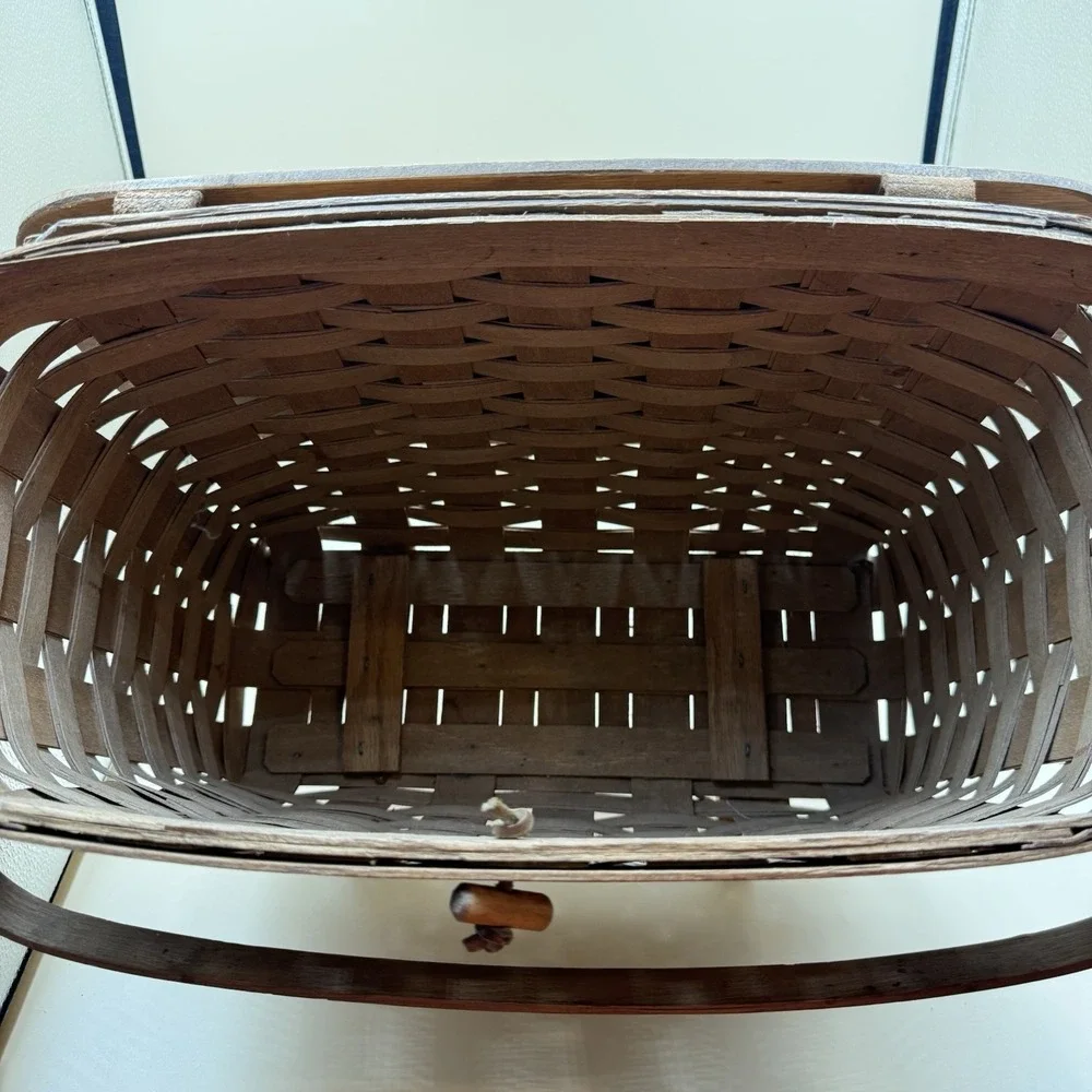 Vintage 1986 Longaberger‎ Footed Basket W/Handle Signed Magazine Holder W/Lid